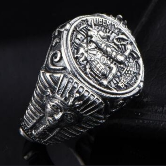 Egyptian ring - Picture 1 of 4